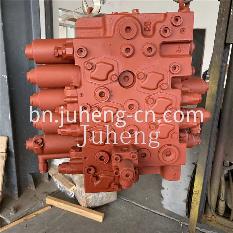 R210lc 7 Control Valve 8